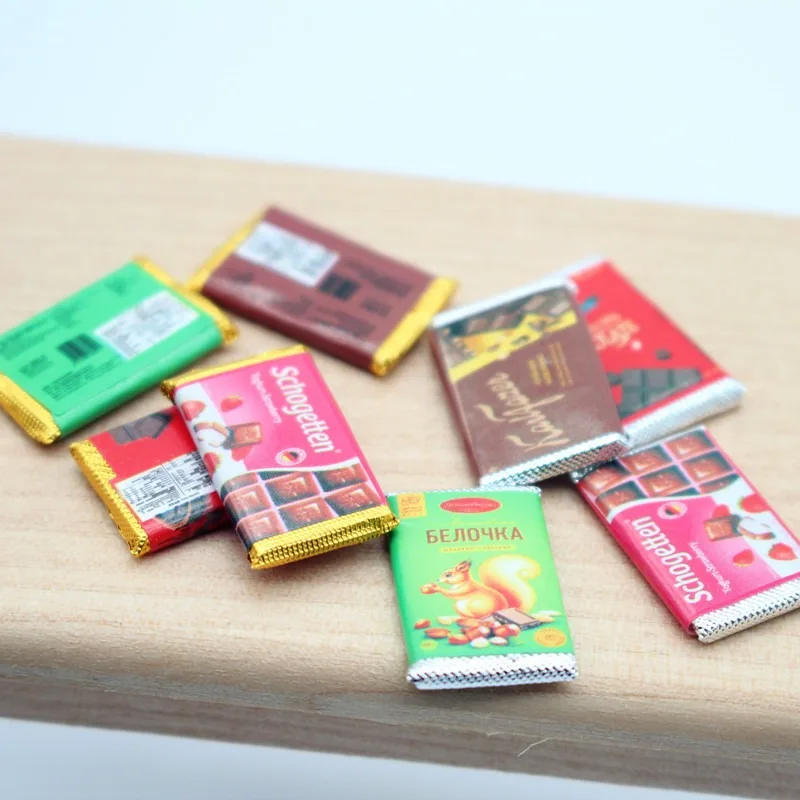 Chocolate Snack - 4 шт. миниатюрных конфет в виде